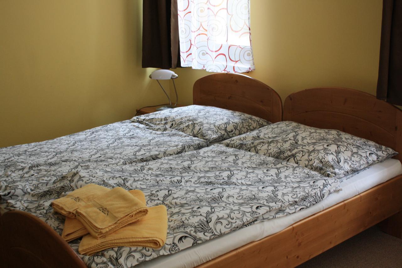 Horsky Hotel Kristina Hrustin Εξωτερικό φωτογραφία